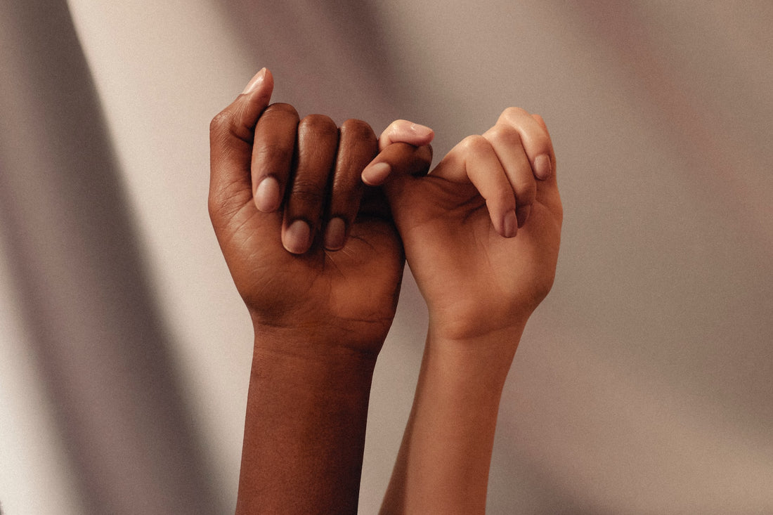 How to Use the 5 Love Languages to Level Up Your Friendships